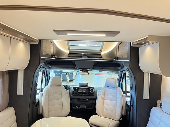 Kabe ROYAL X 810 LQB (5 bält+ALDE+Aut 170hk+Mercedes+Litium+Skinn) 14 of 25