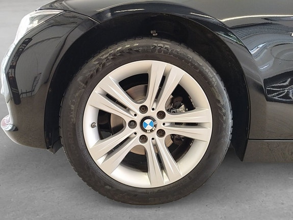 BMW 318 6 of 26