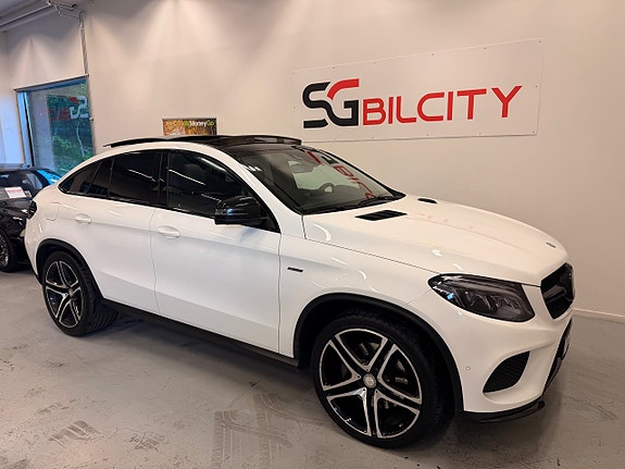 Mercedes-Benz GLE43 8 of 30