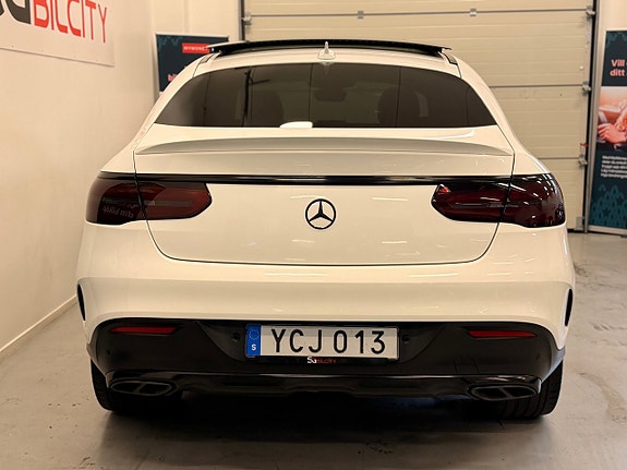 Mercedes-Benz GLE43 12 of 30