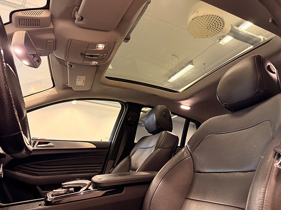 Mercedes-Benz GLE43 20 of 30