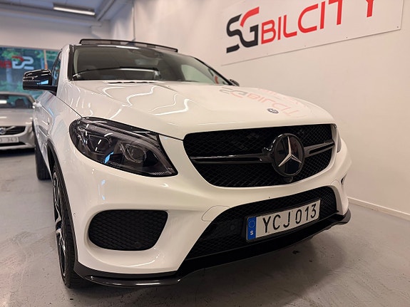 Mercedes-Benz GLE43 6 of 30