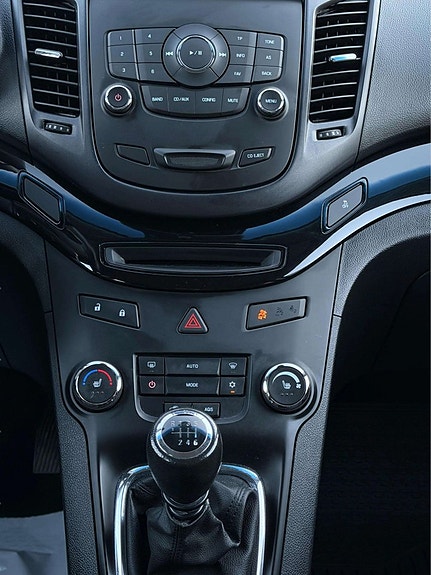 Chevrolet Orlando 17 of 24