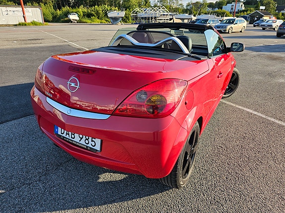 Opel Tigra 2 of 5