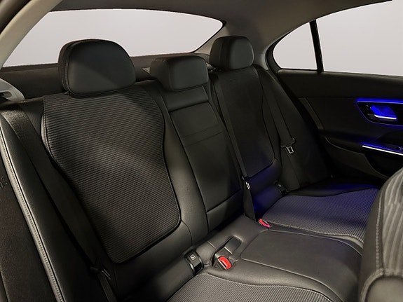 Mercedes-Benz C220 d 10 of 23