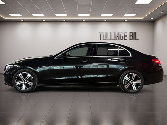 Mercedes-Benz C220 d 2 of 23