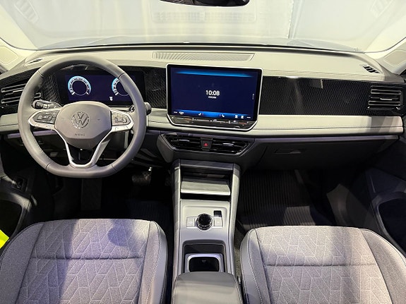 Volkswagen Tiguan 11 of 24
