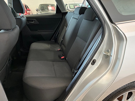 Toyota Auris 16 of 22
