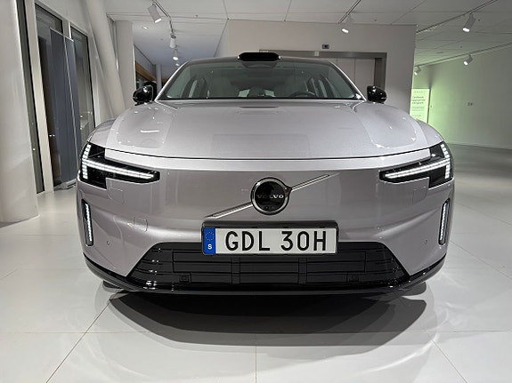 Volvo ES90 2 of 5