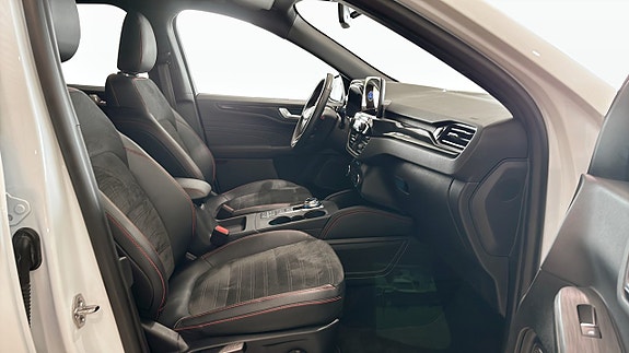 Ford Kuga 3 of 10