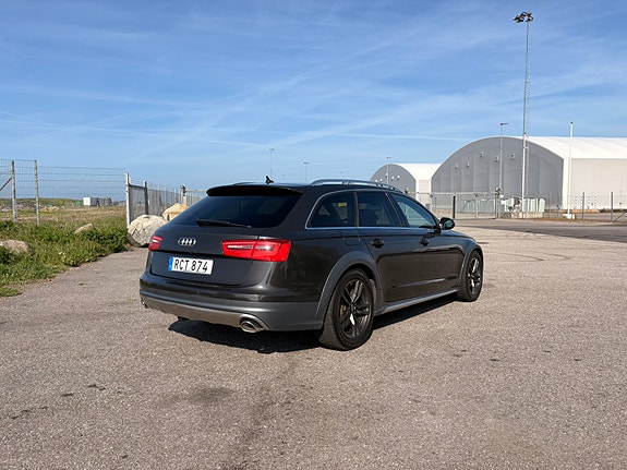 Audi A6 allroad 4 of 5
