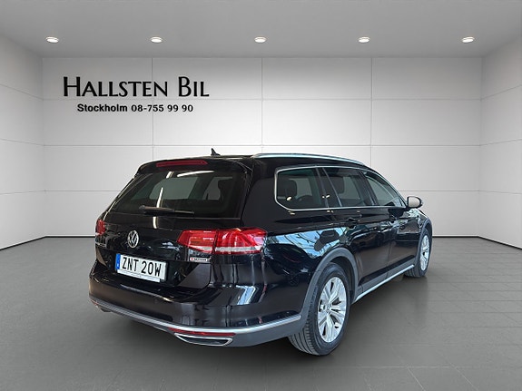 Volkswagen Passat Alltrack 5 of 5