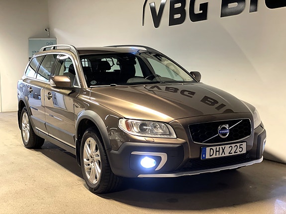 Volvo XC70 8 of 14