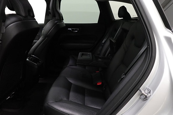 Volvo XC60 5 of 5