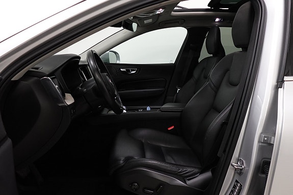 Volvo XC60 4 of 5