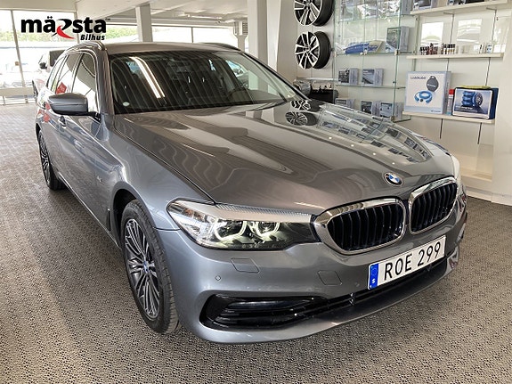 BMW 520 2 of 5