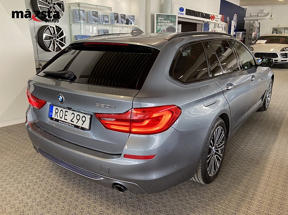 BMW 520 3 of 5