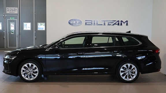 Skoda Superb 2 of 5
