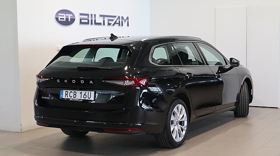 Skoda Superb 17 of 20