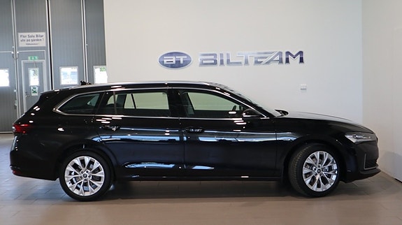 Skoda Superb 3 of 5