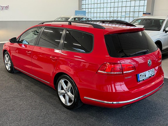 Volkswagen Passat 3 of 5