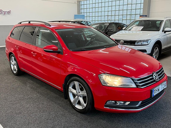 Volkswagen Passat 2 of 5