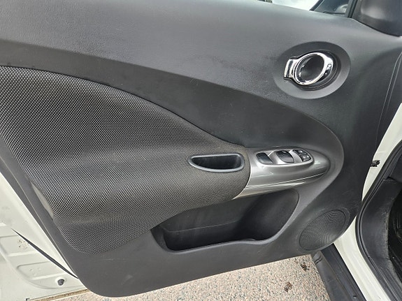 Nissan Juke 12 of 23