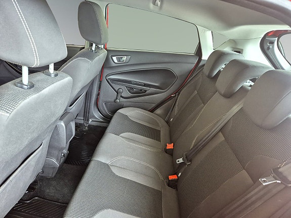 Ford Fiesta 12 of 20