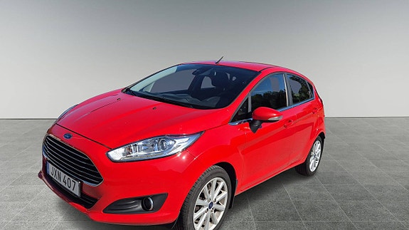 Ford Fiesta 2 of 5