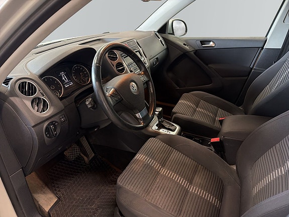 Volkswagen Tiguan 5 of 10