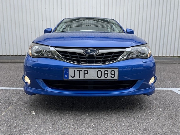 Subaru Impreza 3 of 5