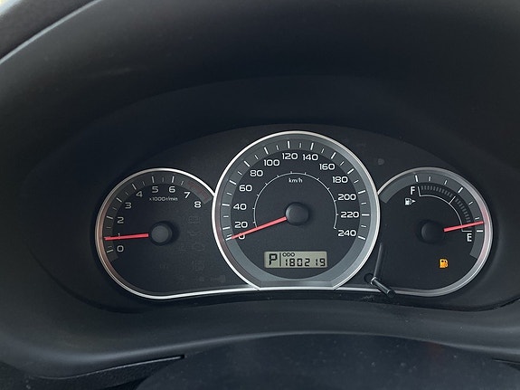 Subaru Impreza 14 of 17