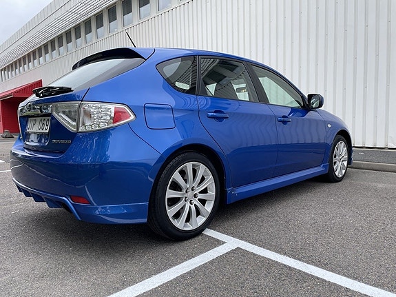 Subaru Impreza 6 of 17