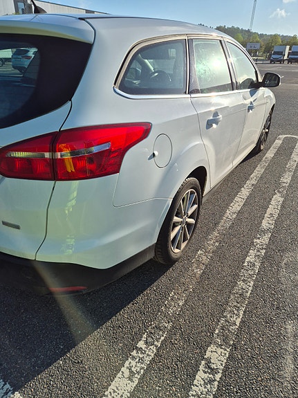 Ford Focus 5 of 11