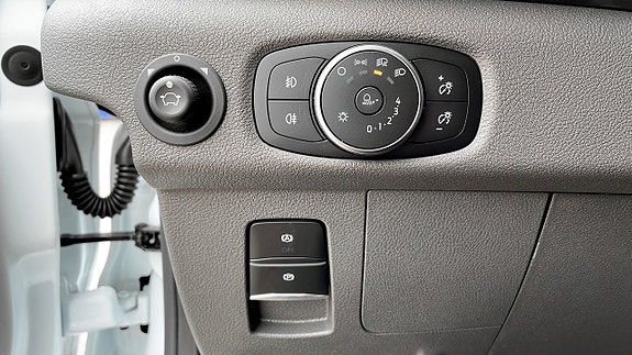 Ford Transit 17 of 19