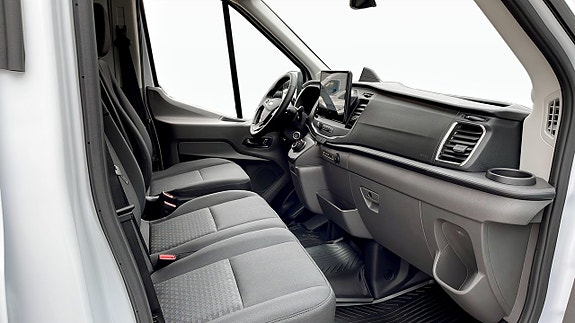 Ford Transit 3 of 5