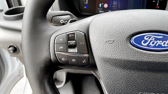 Ford Transit 15 of 19