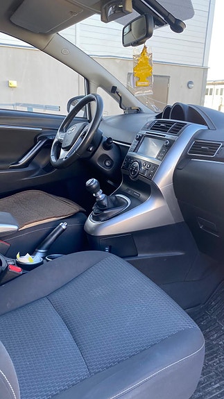 Toyota Verso 3 of 5