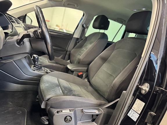 Volkswagen Tiguan 10 of 25