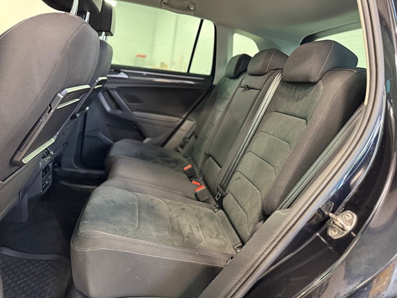 Volkswagen Tiguan 13 of 25