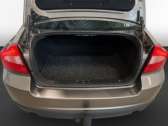 Volvo S80 11 of 15