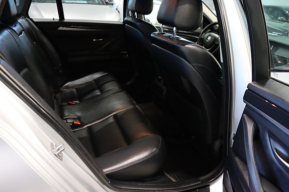 BMW 520d 14 of 25