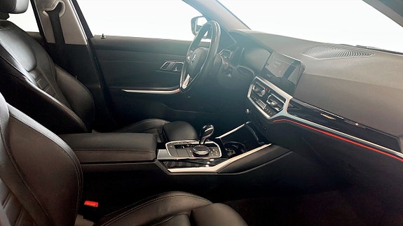 BMW 330e 3 of 9