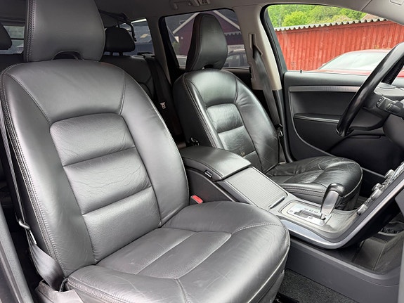 Volvo XC70 10 of 25