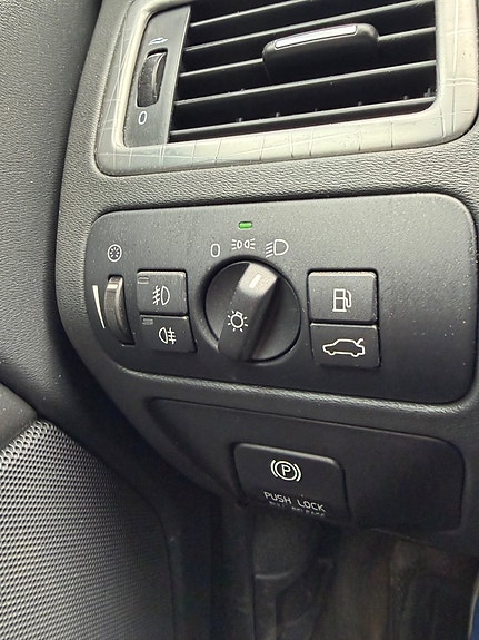 Volvo XC70 19 of 25