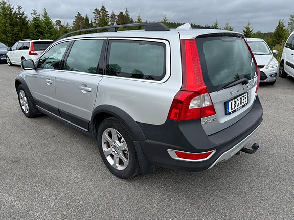 Volvo XC70 3 of 5