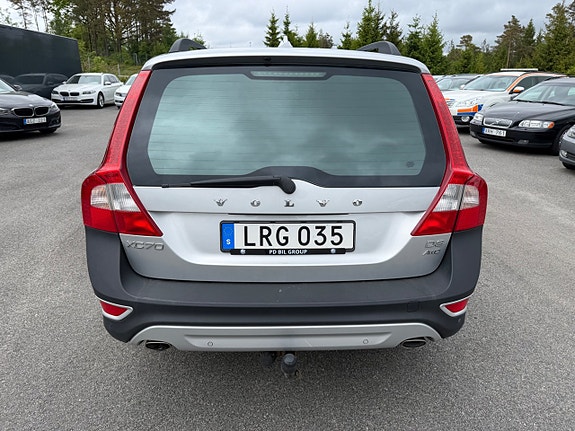 Volvo XC70 4 of 5