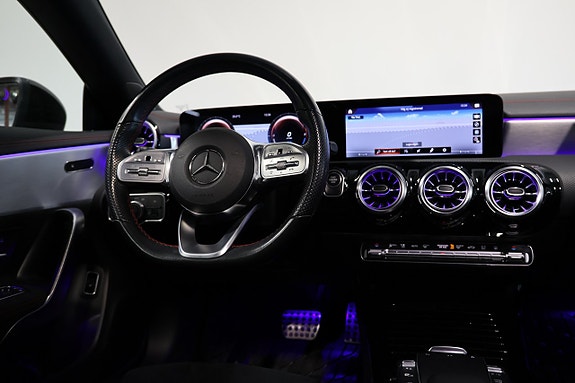 Mercedes-Benz CLA250 e 14 of 25