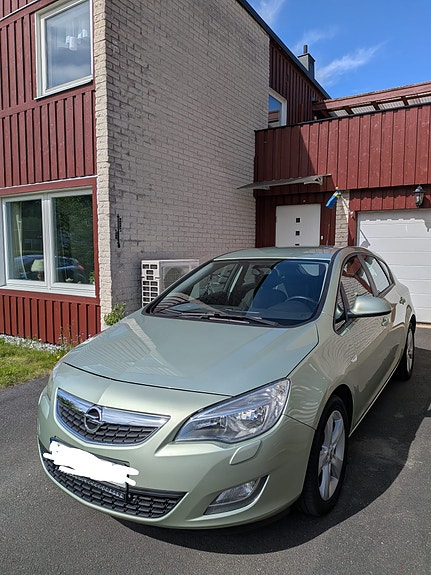 Opel Astra 2 of 5