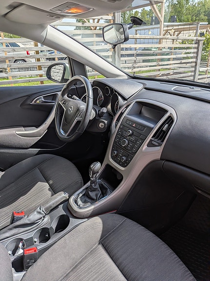 Opel Astra 5 of 5
